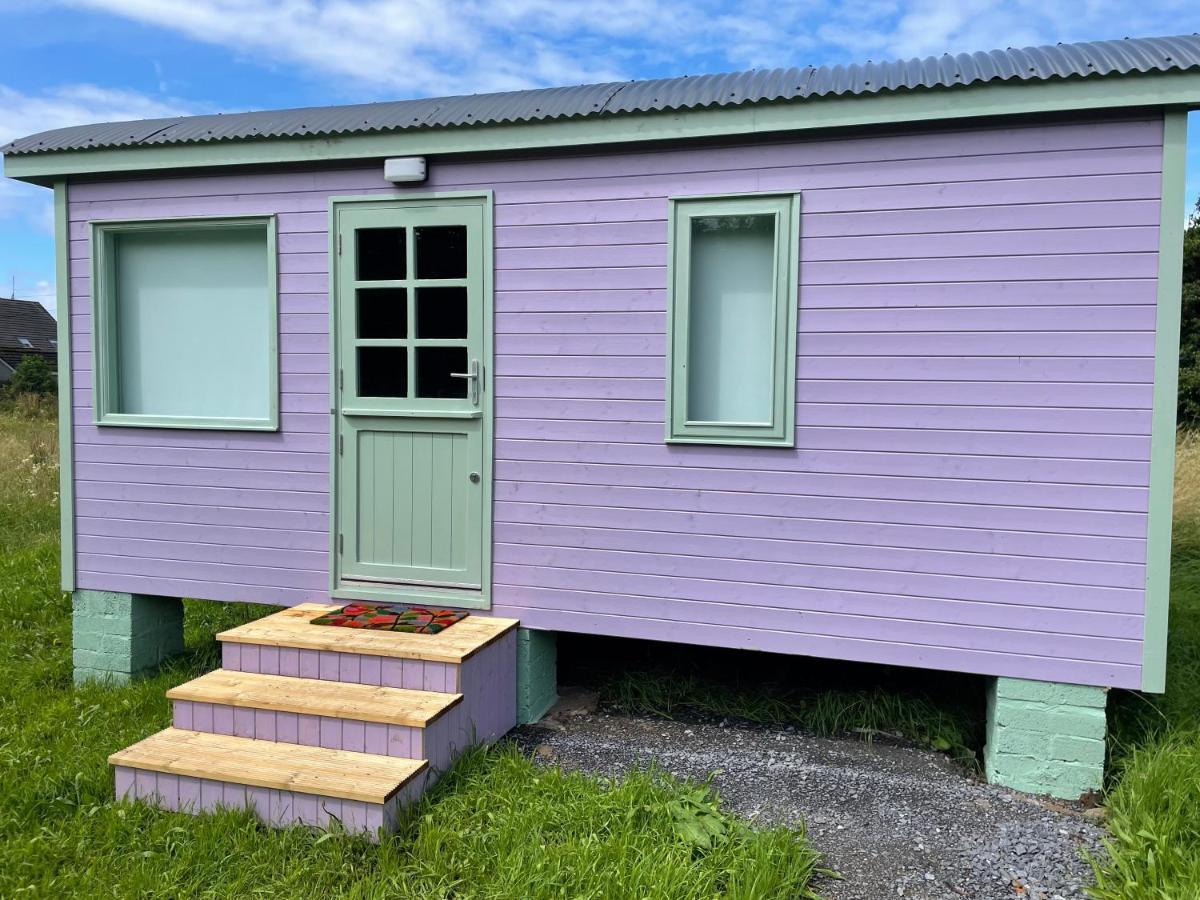 Market Street Shepherd'S Hut Leitrim Dromahair Exterior photo